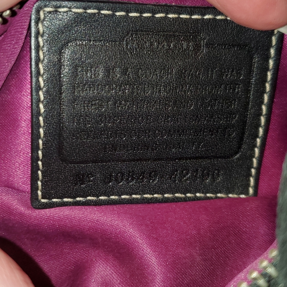 Coach - black - crossbody - Picture 14 of 14